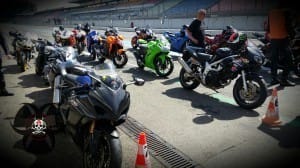 Getting Started Motorräder der Teilnehmer über Speer-Racing