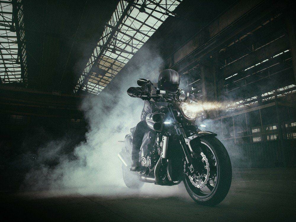 V-Max Carbon – Sondermodell von Yamaha für 2015