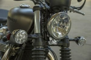 Triumph Bonneville Bobber Presentation 4 triumph-bonneville-bobber-2017-10