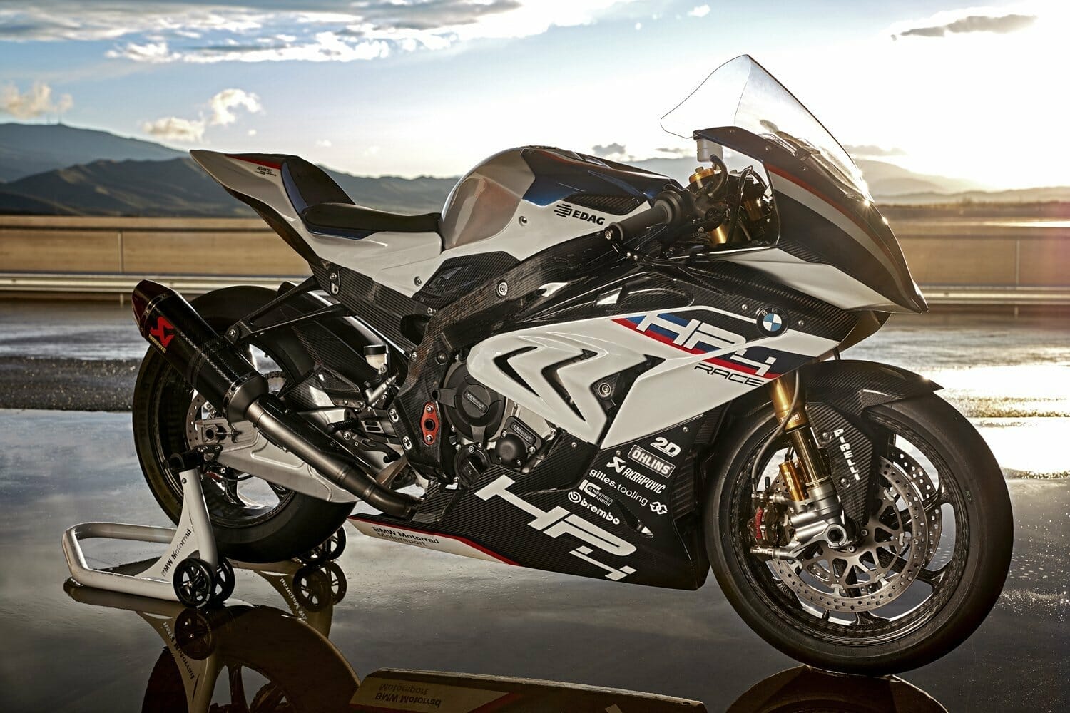 BMW HP4 Race – Pictures