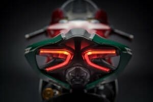 Ducati 1299 Panigale R Final Edition vorgestellt - Daten / Leistung / Preis / Bilder / Videos 5 44 1299 Panigale R Final Edition 12