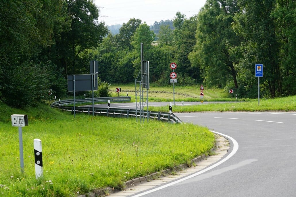 Würgauer Berg für Motorräder gesperrt (Wochenende und Feiertage)