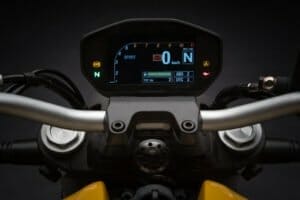 Ducati Monster 821 MotorcyclesNews 39