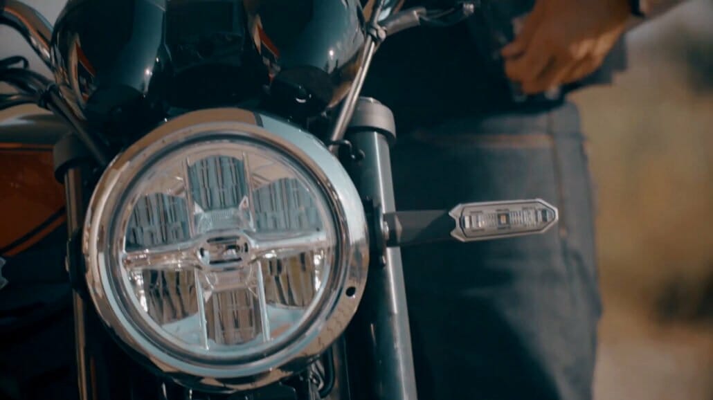 Kawasaki Z900RS die ersten Daten zum Retro-Bike 2 Kawasaki Z900RS MotorcyclesNews 2 1