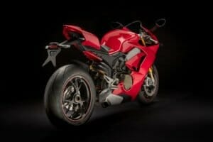 Panigale V4 S 2018 MotorcyclesNews 35