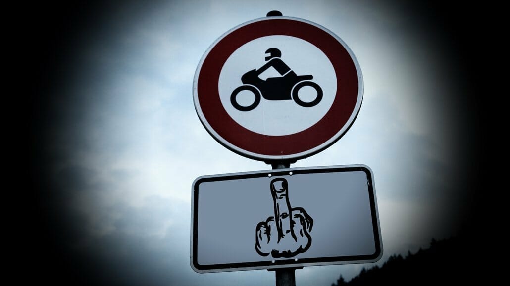 Keine Straßensperrung für Motorräder auf der Landstraße 87
