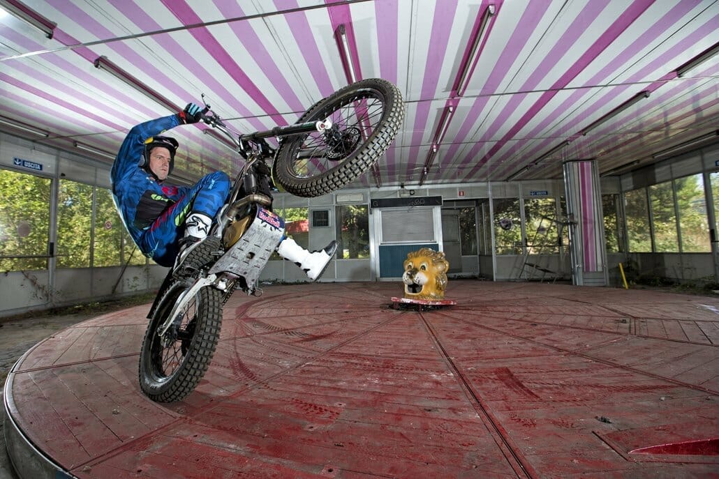 Trial in the abandoned amusement park – Dougie Lampkin is raging
