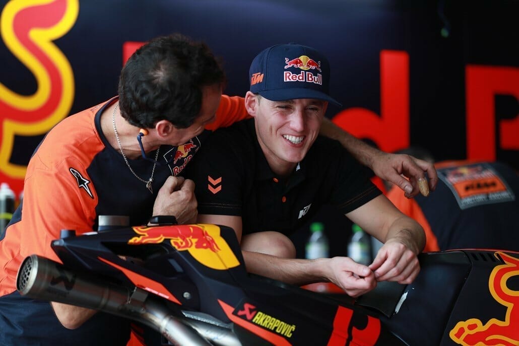 Pol Espargaro will not be able to test in Thailand after OP 3 Pol Espargaro Mechanic KTM RC16 Box Sepang International Circuit 2018