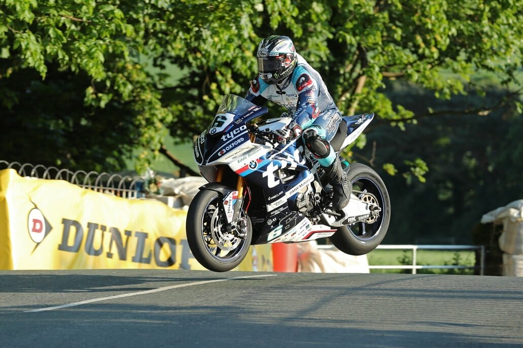 Isle of Man TT – Qualifying Montag via @motorradnachrichten