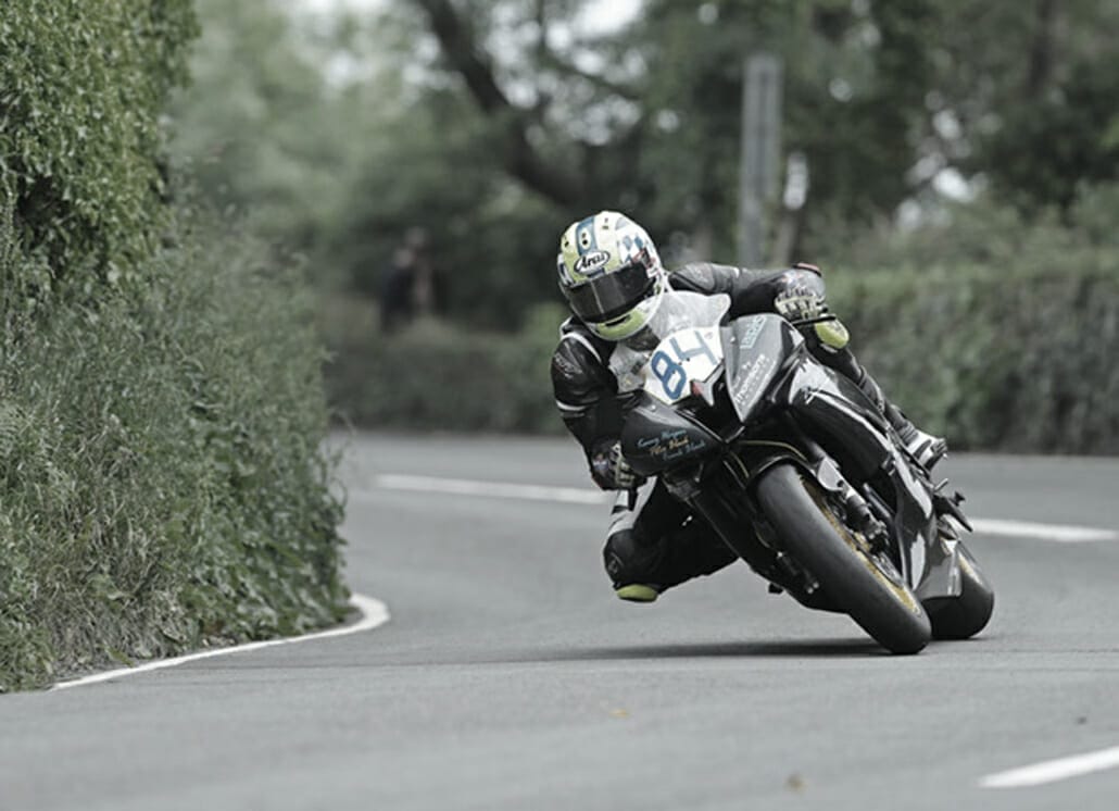 IOMTT Supersport race calls for fatalities