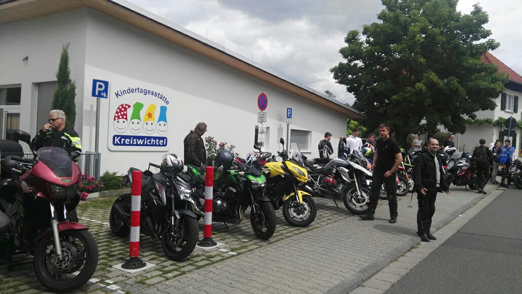Sperrung der L415 muss zurückgenommen werden via @motorradnachrichten