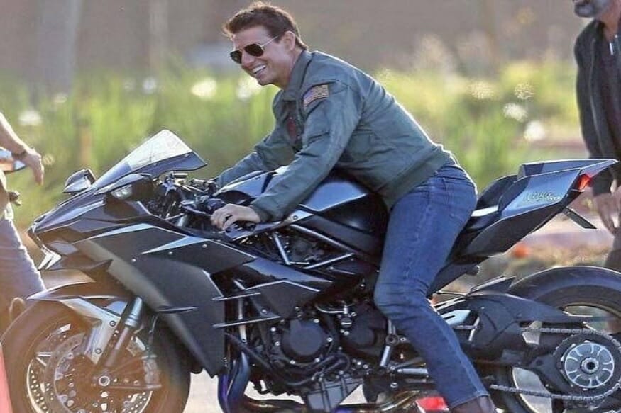Tom Cruise Riding Kawasaki Ninja H2