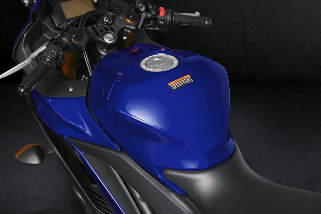 Yamaha YZF R3 2019 Motorcycles News 15