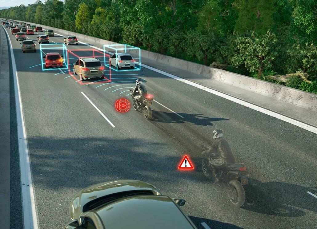 Continetal Notbremsassistent via @motorradnachrichten