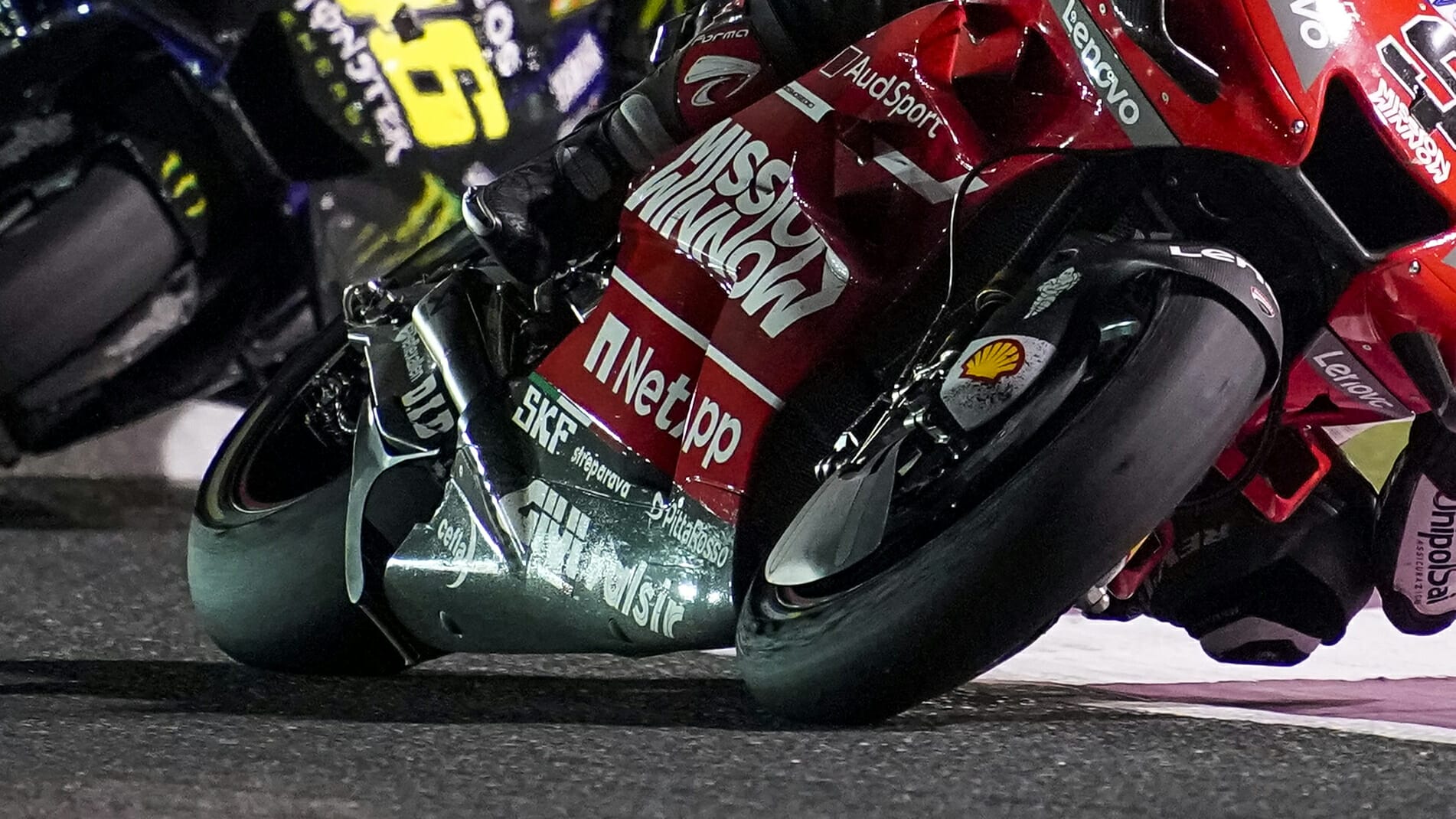 Rossi wants wings in front of the rear wheel
