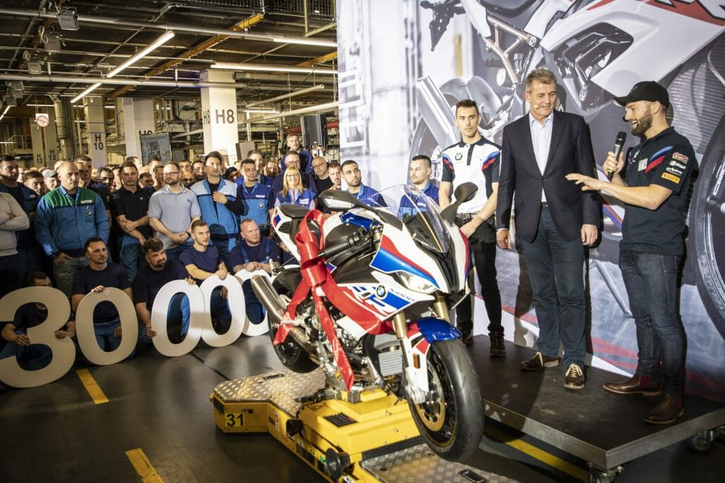 3 Mio Motorräder BMW Motorcycles News Motorrad Nachrichten App 3