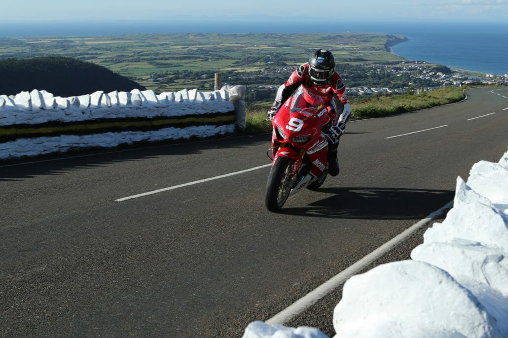 Isle of Man TT 2019 Qualifying 29 05 2019 MotorcyclesNews Motorrad Nachrichten App 2