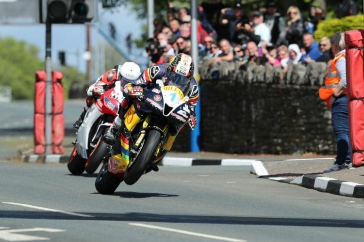 Isle of Man TT 2019 erstes Qualifying MotorcyclesNews Motorrad Nachrichten App 4