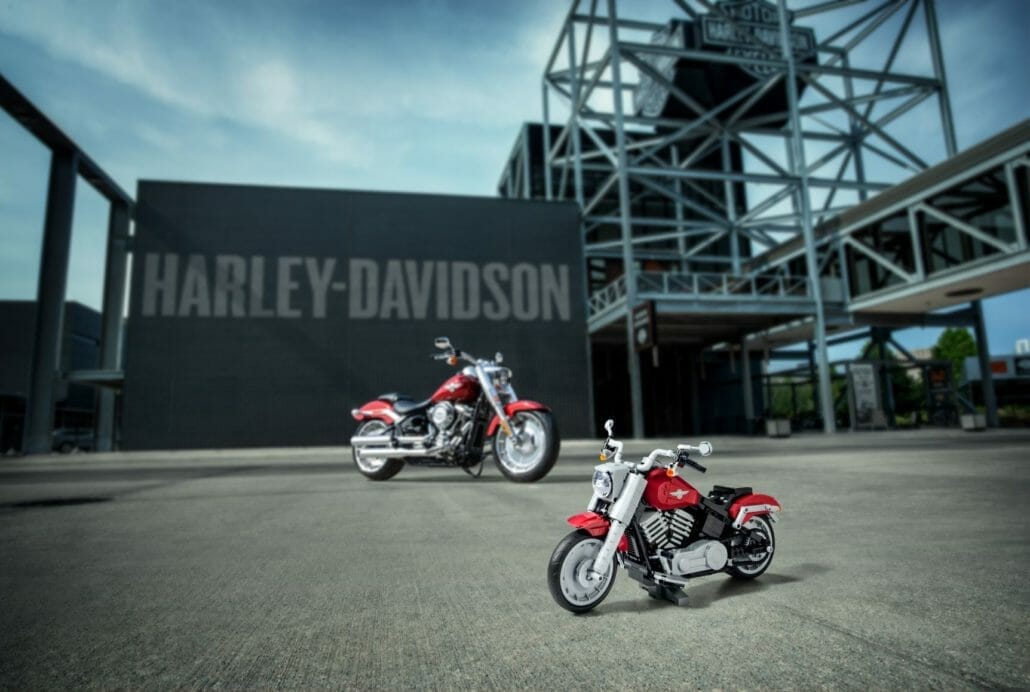 2019HD24 LEGO Creator Expert Harley Davidson Fat Boy