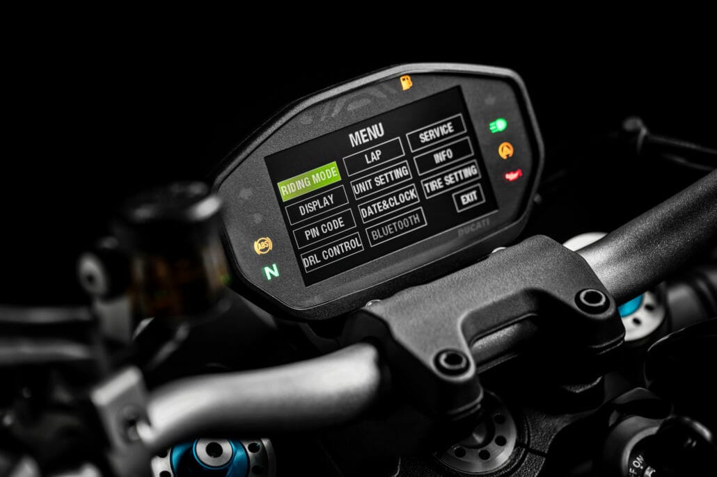 Ducati Monster 1200 S 2020 Motorcycle News App Motorrad Nachrichten App MotorcyclesNews 25