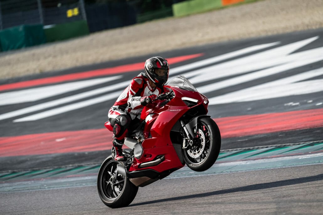 Ducati Panigale V2 Motorcycle News App Motorrad Nachrichten App MotorcyclesNews 22
