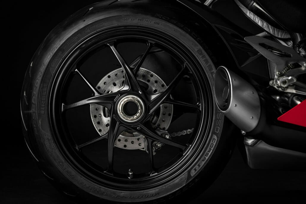 Ducati Panigale V2 Motorcycle News App Motorrad Nachrichten App MotorcyclesNews 62