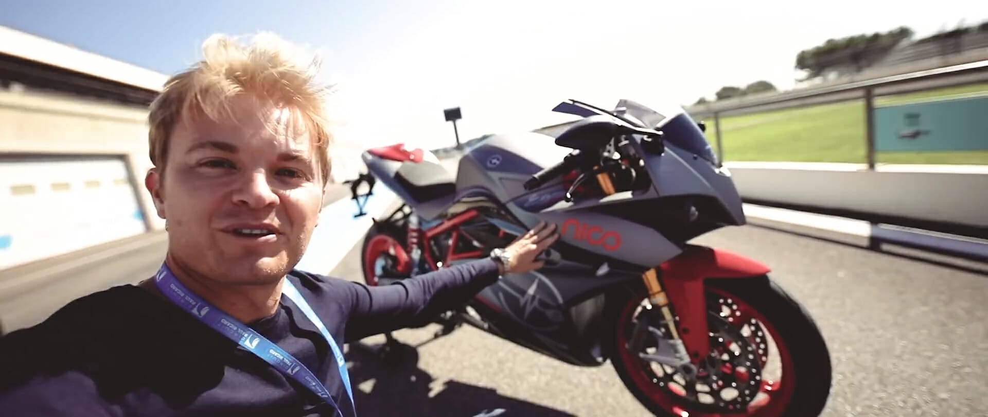 Nico Rosberg stellt neue #Energica #Ego für 2020 vor #ElektroMotorrad
- auch in der Motorrad Nachrichten App