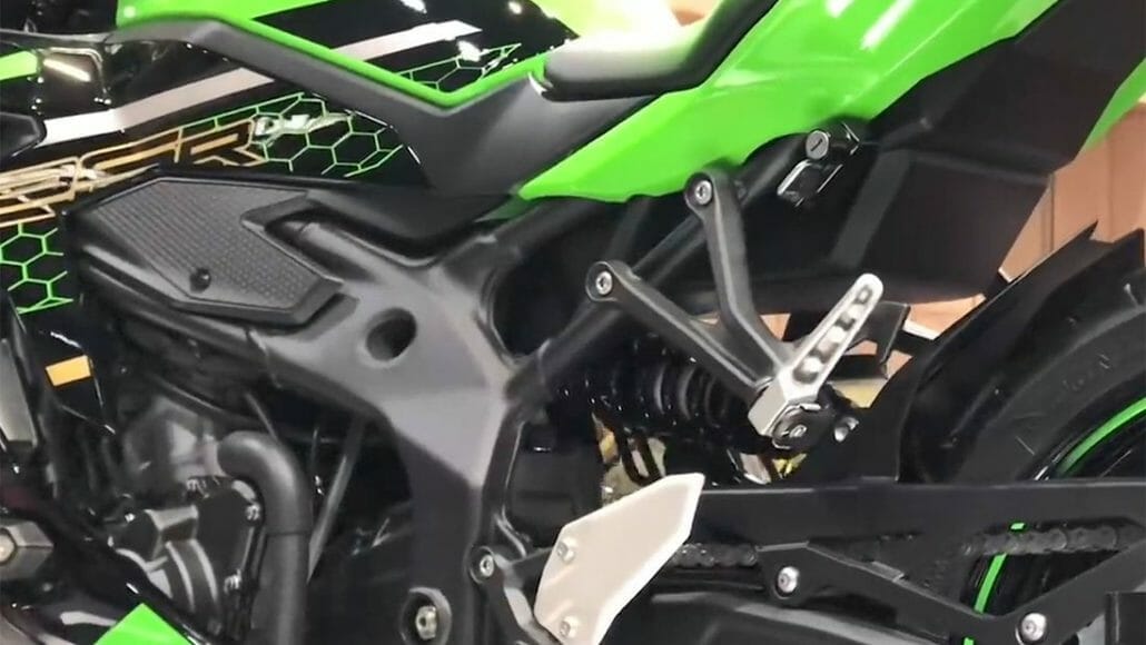 Kawasaki ZX-25R presented - Motorcycles.News - Motorcycle-Magazine