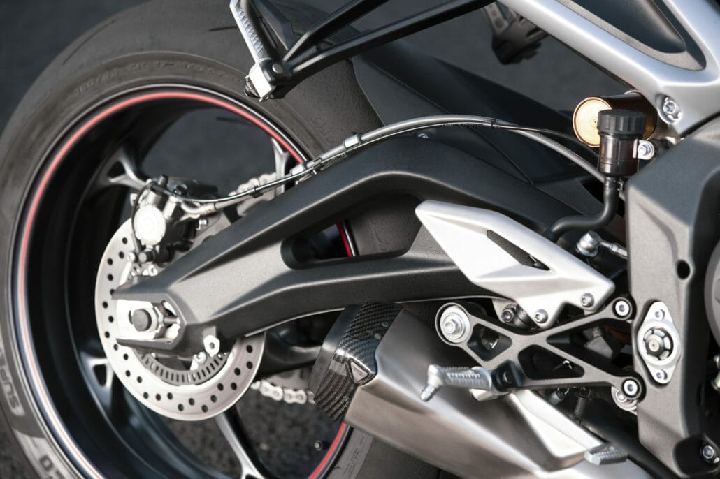 Triumph Street Triple RS Motorcycle News App Motorrad Nachrichten App MotorcyclesNews 16