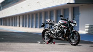 Triumph-Street-Triple-RS-Motorcycle-News-App-Motorrad-Nachrichten-App-MotorcyclesNews-40