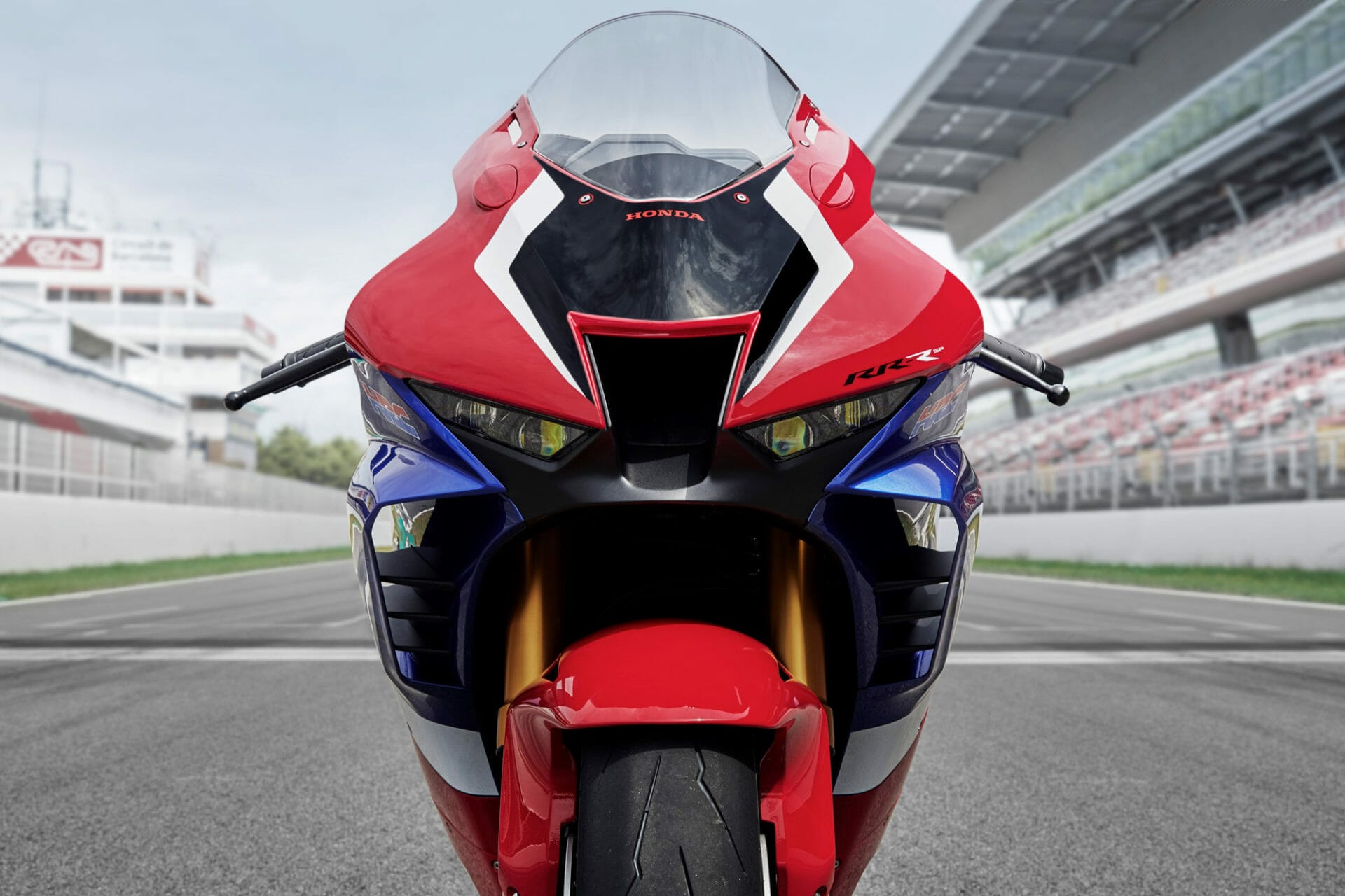 #Honda #CBR1000RRR #Fireblade presented
- also in the app Motorcycle News