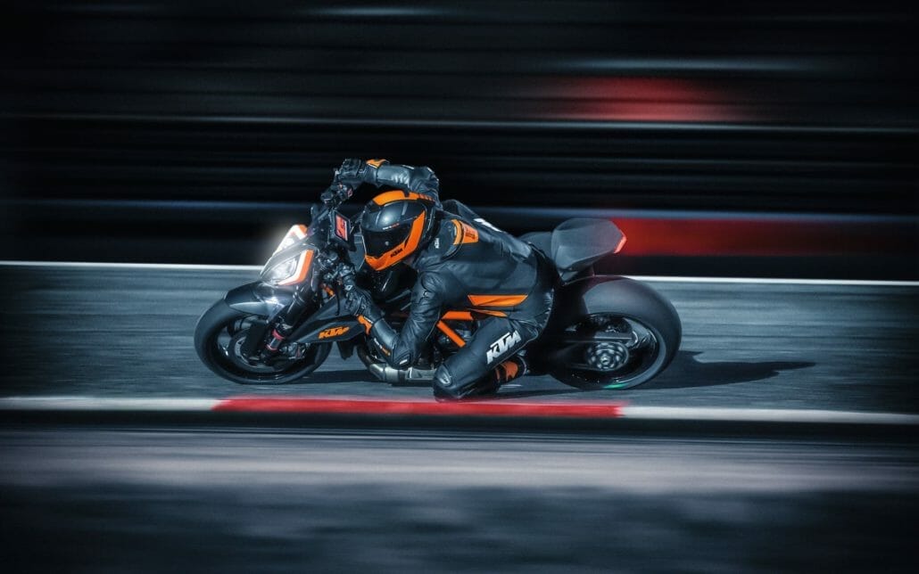 KTM 1290 Super Duke R 2020 Motorcycle News App Motorrad Nachrichten App MotorcyclesNews 3