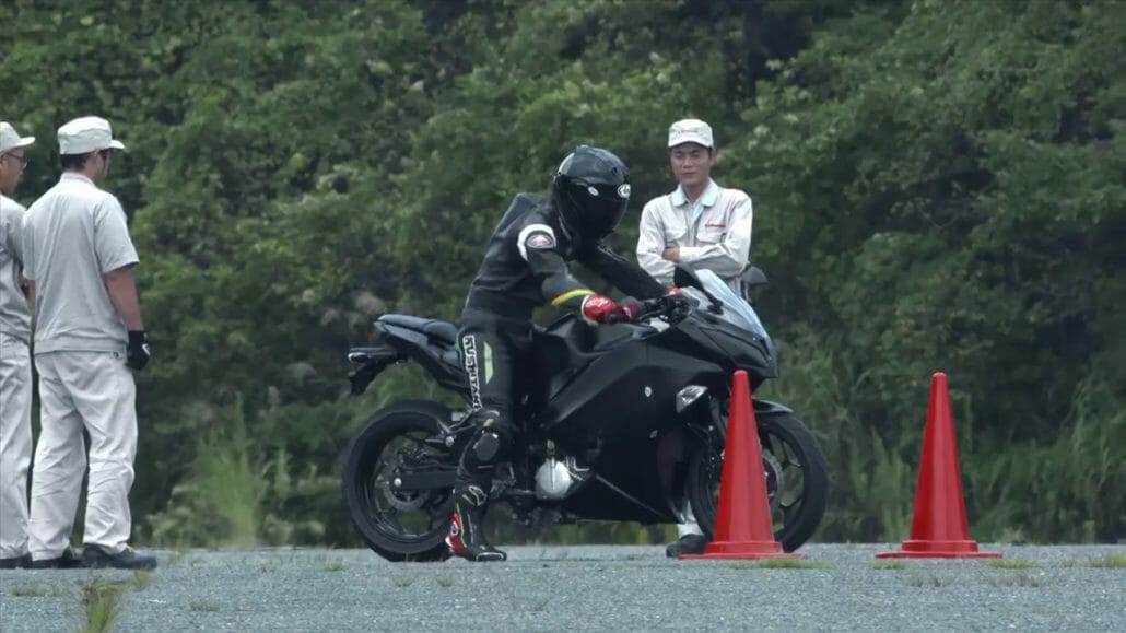 Kawasaki electro Ninja Motorcycle News App Motorrad Nachrichten App MotorcyclesNews 11