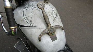 Custombike mit Schwert
