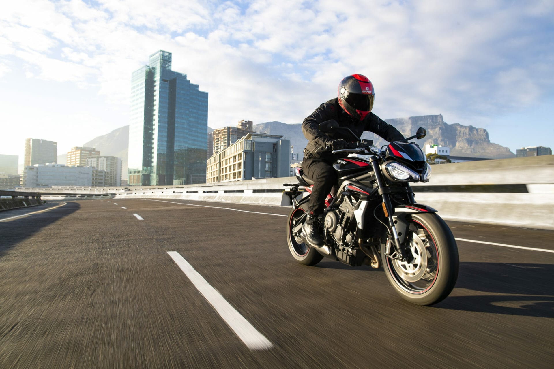 Triumph deletes "Street" from the range - MOTORCYCLES.NEWS