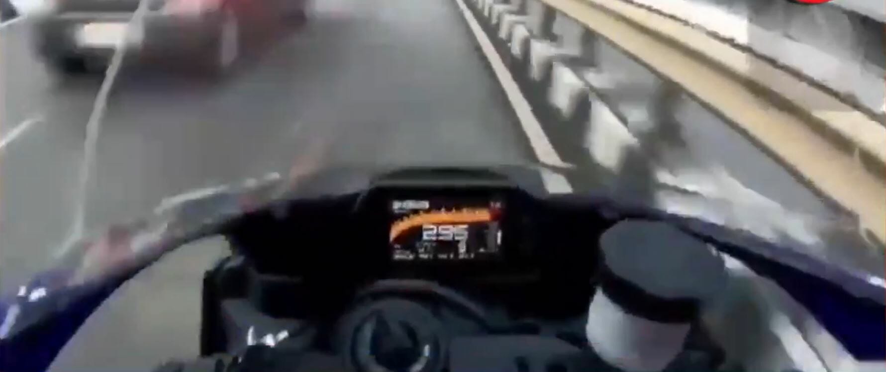 Indian arrested after video on social media
- also in the App MOTORCYCLE NEWS