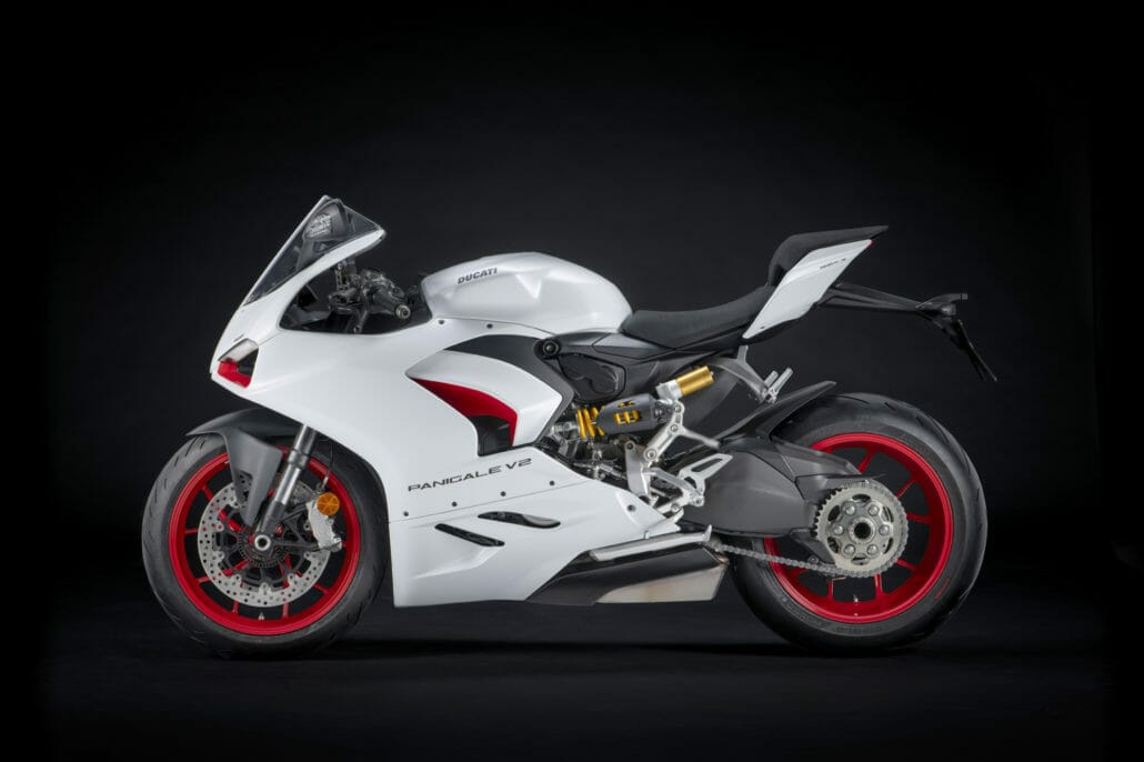 Ducati Panigale V2 White Rosso 2020 MN APP 3