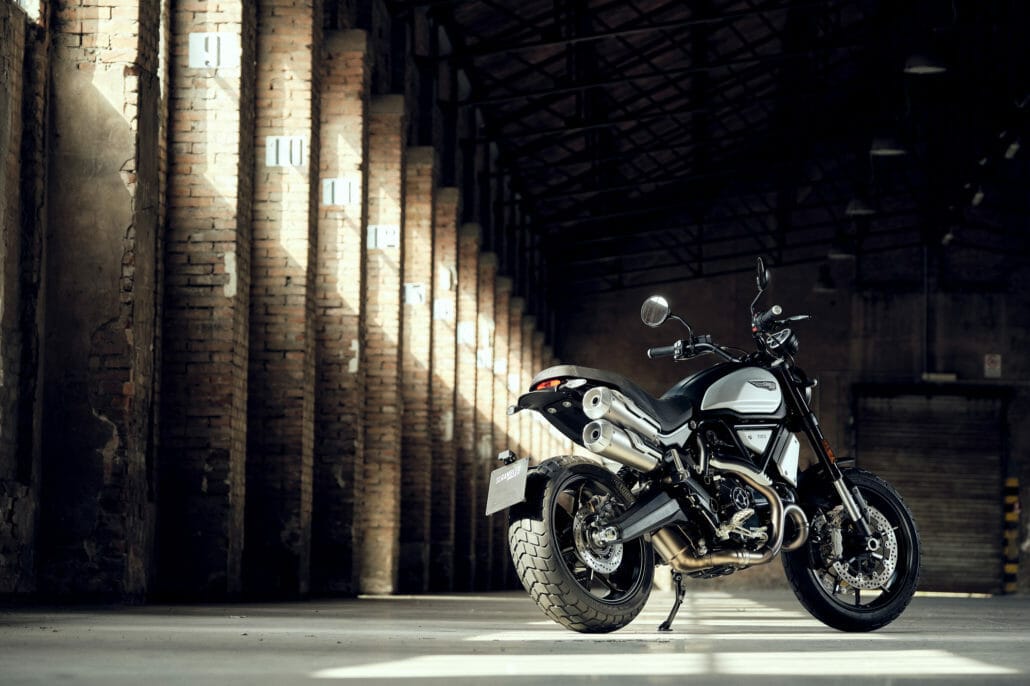 Ducati scrambler 1100 on sale dark pro