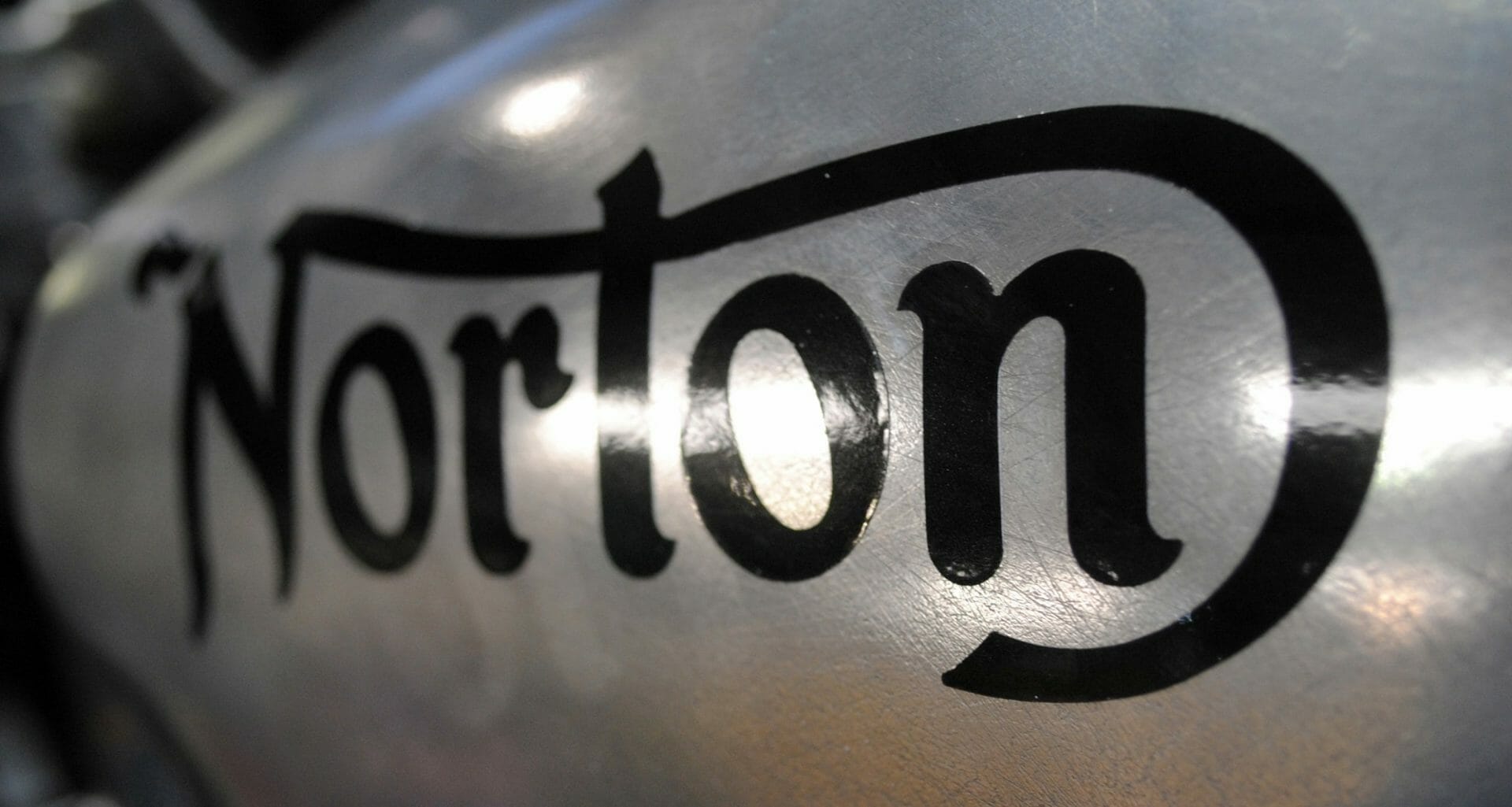 norton motorcycle logo