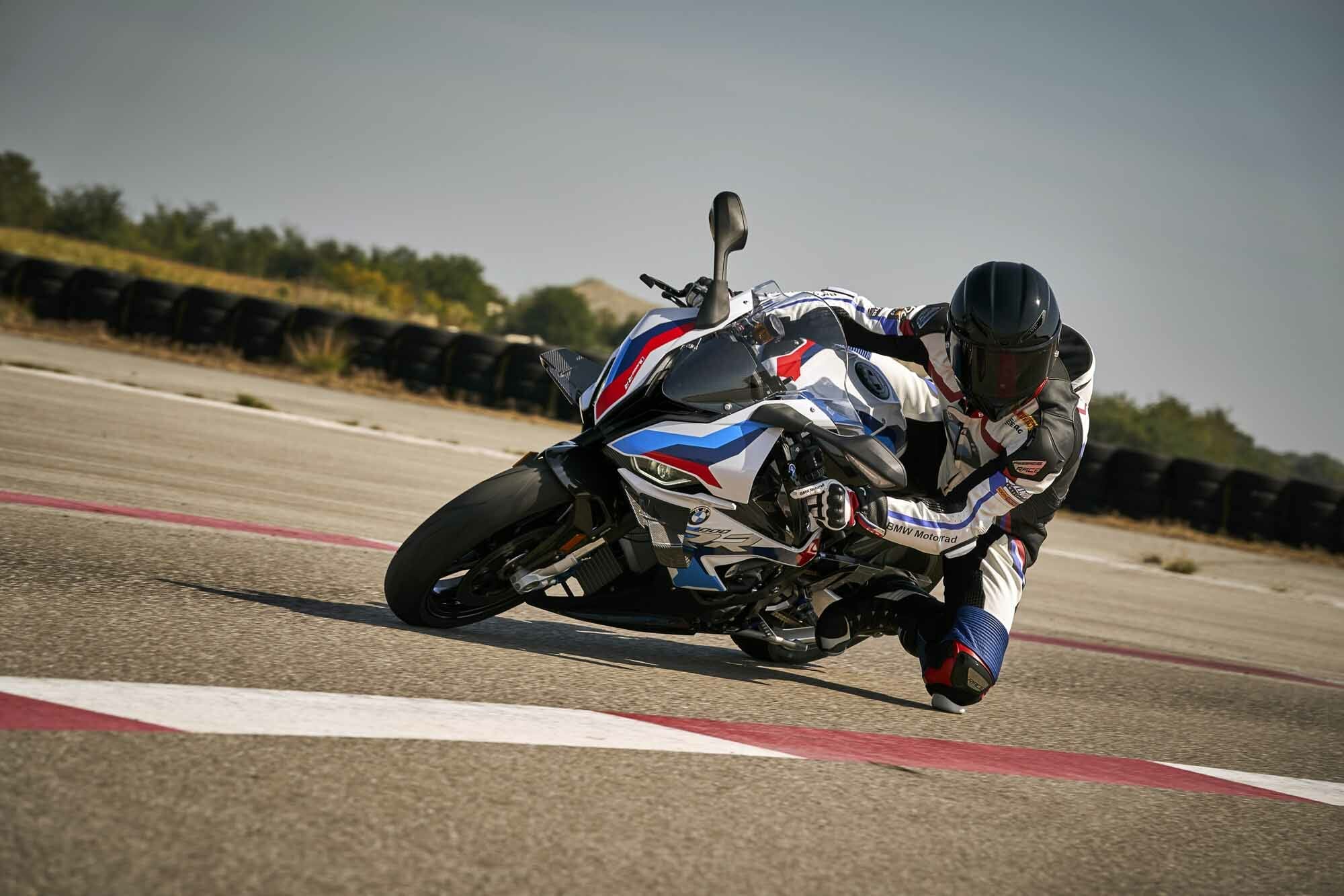 Jonas Folger fährt in der World Superbike
- auch in der MOTORRAD NACHRICHTEN APP