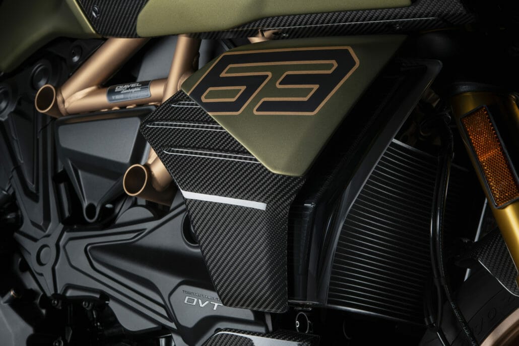 Ducati 1260 Diavel Lamborghini 2021 18