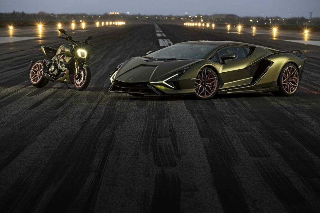 Ducati 1260 Diavel Lamborghini 2021 54