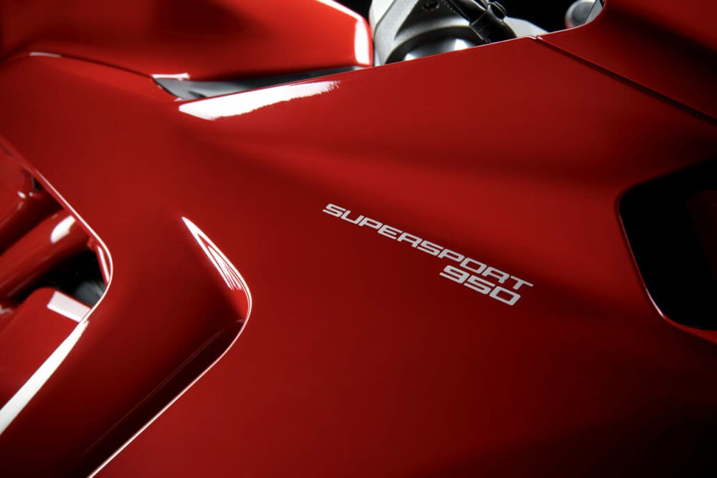 Ducati SuperSport 950 14