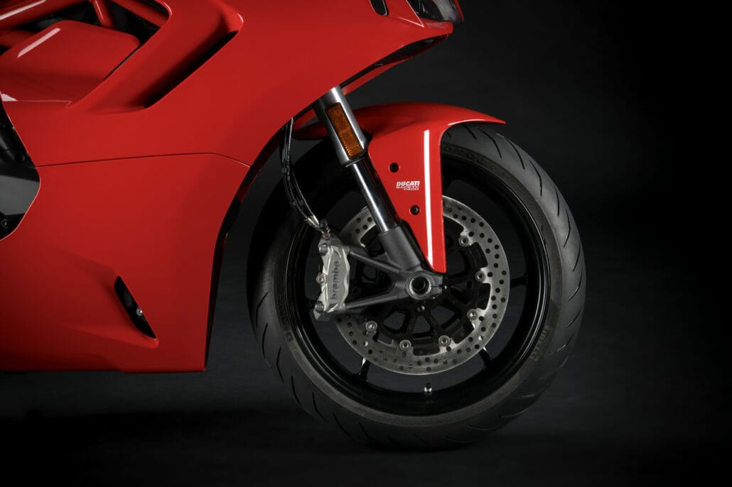 Ducati SuperSport 950 15