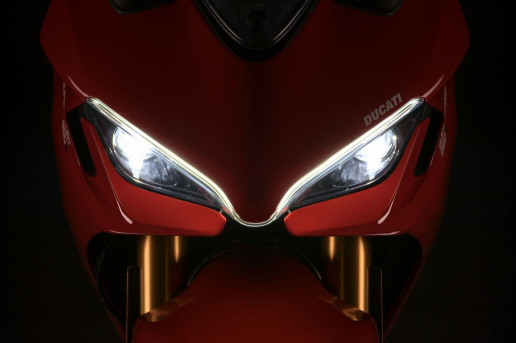 Ducati SuperSport 950 S 2021 11
