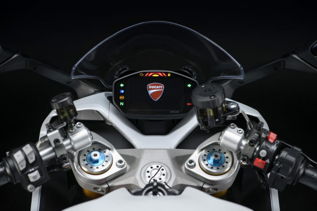 Ducati SuperSport 950 S 2021 46