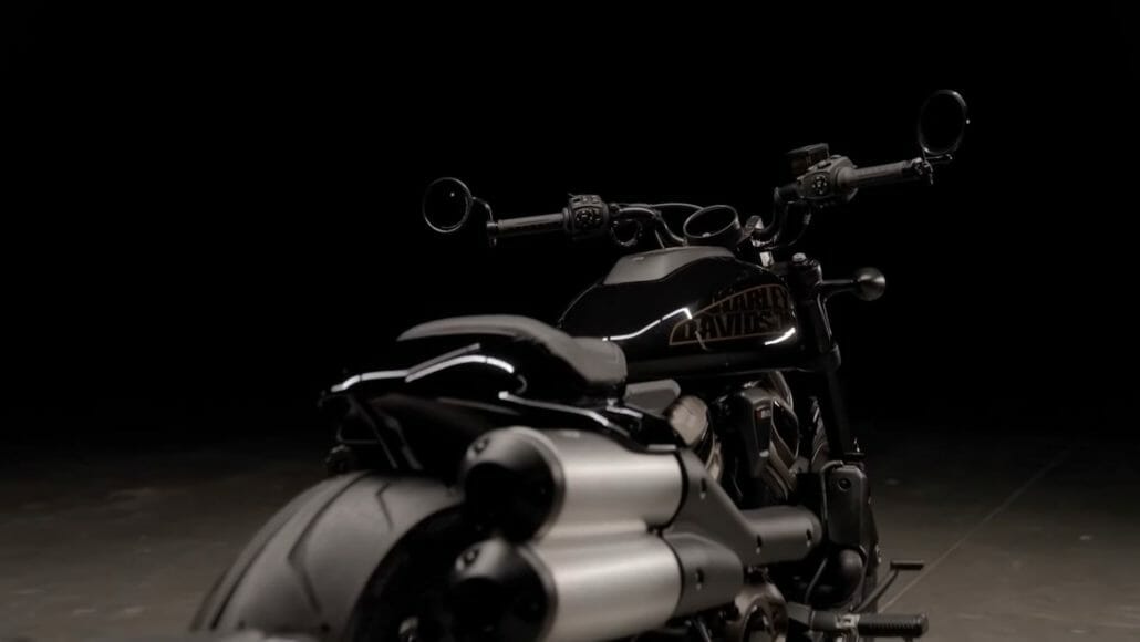 Harley Davidson 1250 Custom 2