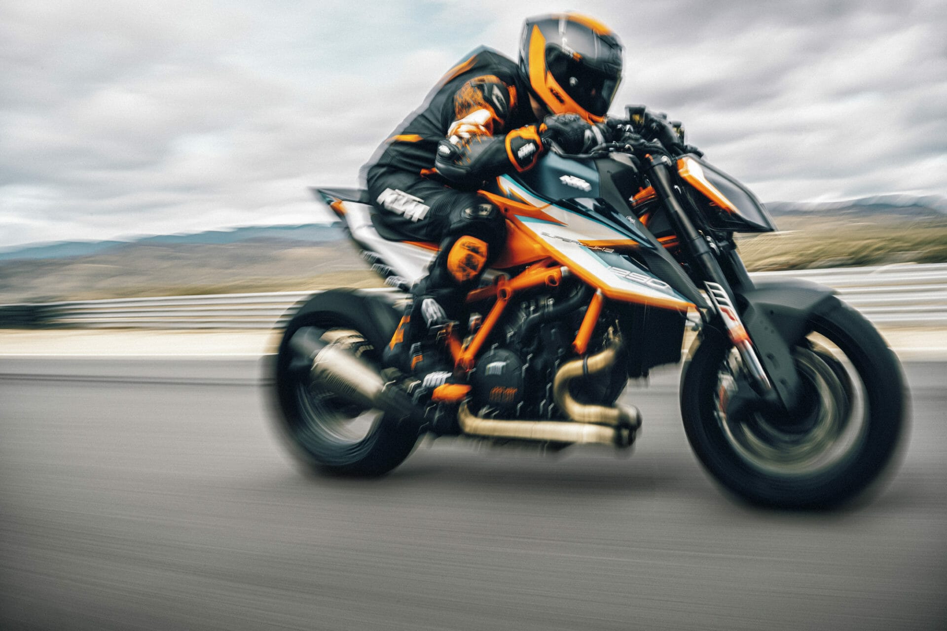 KTM 1290 Super Duke RR sold out
- also in the MOTORCYCLES.NEWS APP