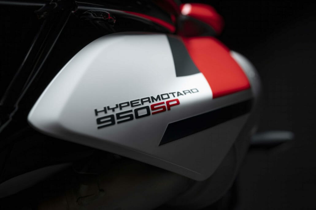 Ducati Hypermotard 950 SP MY22 20 UC287633 High
