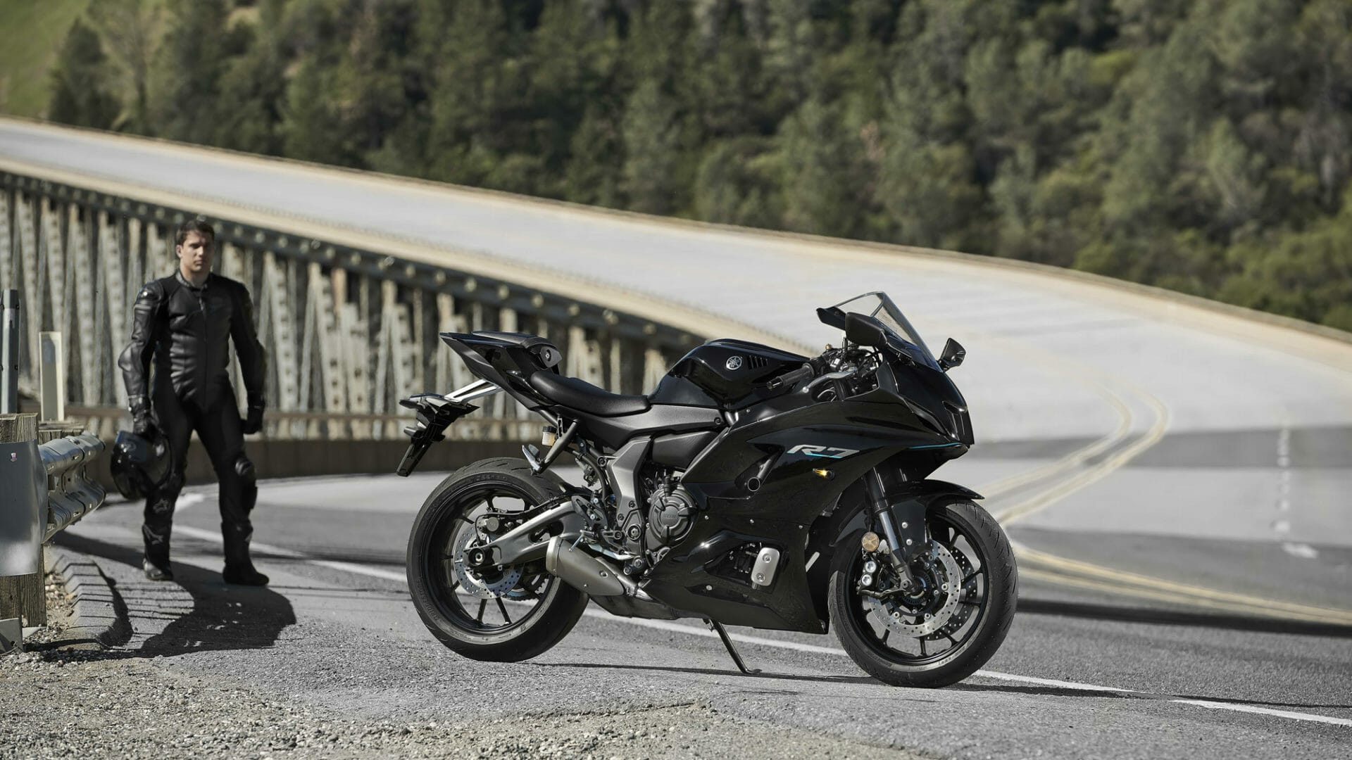 Yamaha YZF-R7 photos leaked
- also in the MOTORCYCLES.NEWS APP
